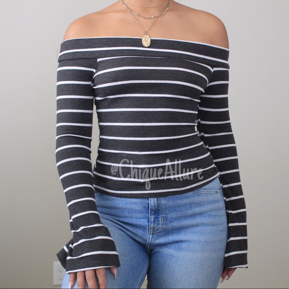 Off Shoulder blouse